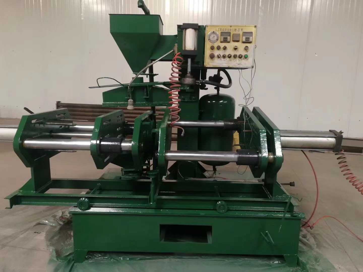 沈陽(yáng)大型設(shè)備噴漆的材料選擇 沈陽(yáng)大型設(shè)備噴漆的材料選擇